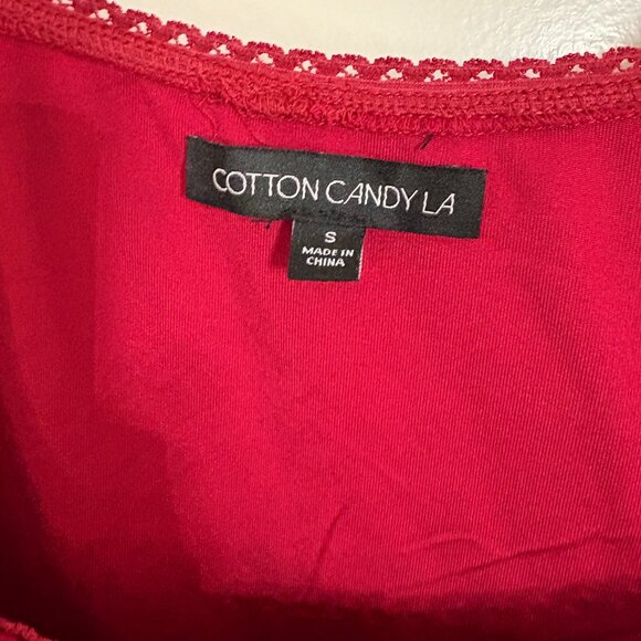 Vibrant Red Fitted Blouse - Picture 3 of 3